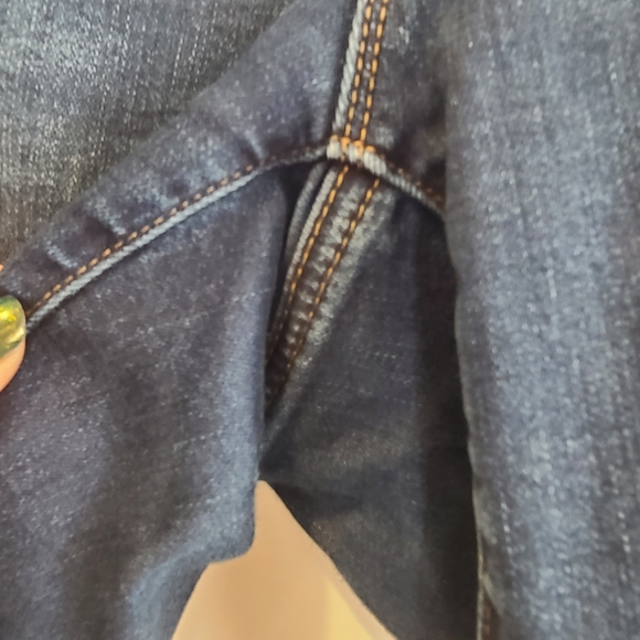 Talbots Barely Boot Fit Classic Blue Jeans - Picture 4 of 6